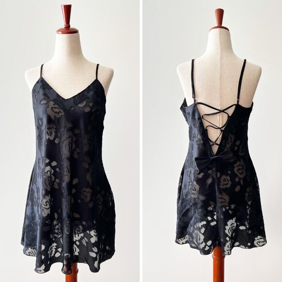 Vintage Victoria's Secret Gold Label Black Lace Slip Medium - Picture 1 of 8